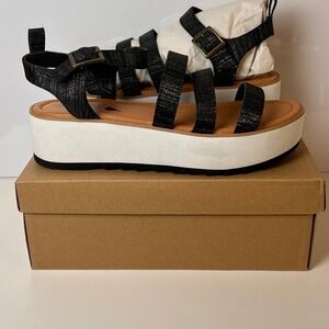 Nest Kauai Platform‎ Sandals Black Strappy Buckle Detail Women's Shoes